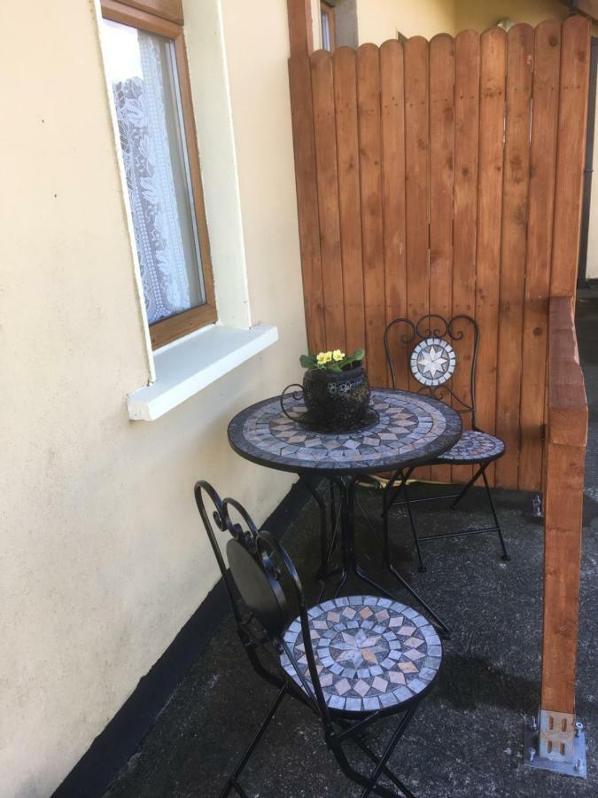 Baurleigh Studio Apartment P72F340 Lissaphooca Cross Roads Extérieur photo